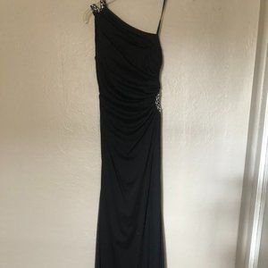 Haliey Logan Formal One Shoulder Gown